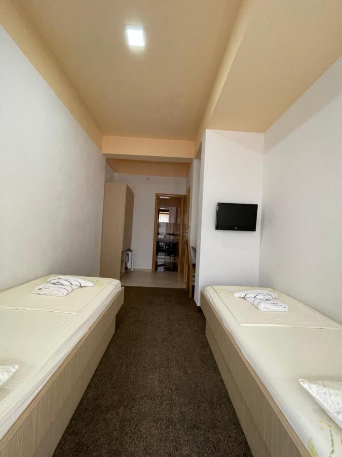 Hotel Ami - M Neum Εξωτερικό φωτογραφία