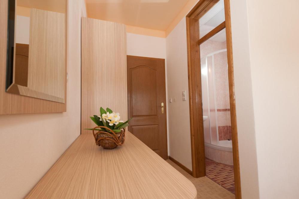 Hotel Ami - M Neum Εξωτερικό φωτογραφία
