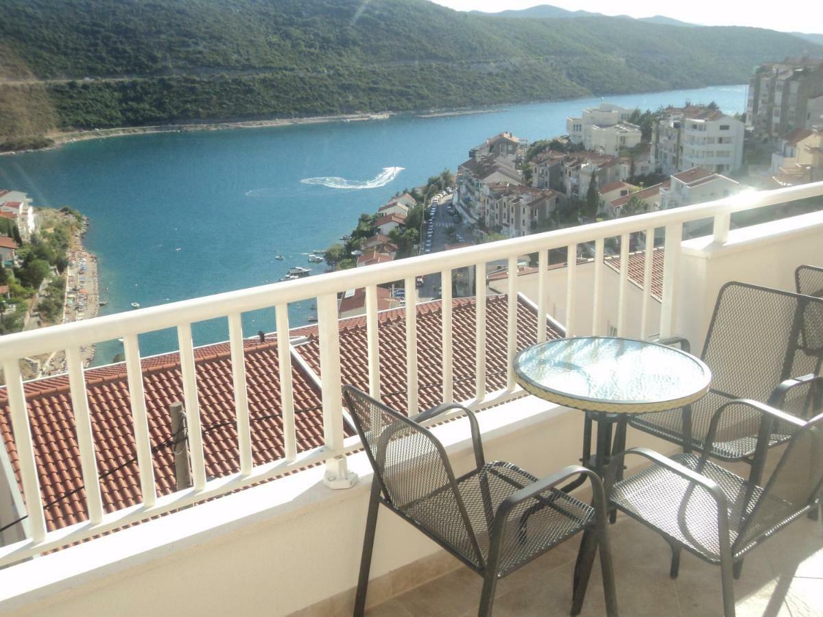 Hotel Ami - M Neum Εξωτερικό φωτογραφία