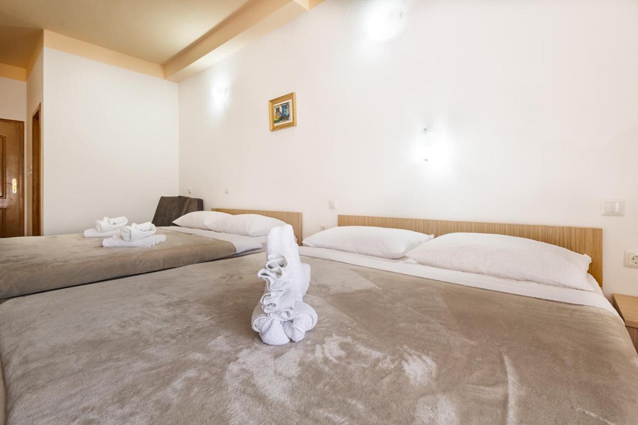 Hotel Ami - M Neum Εξωτερικό φωτογραφία